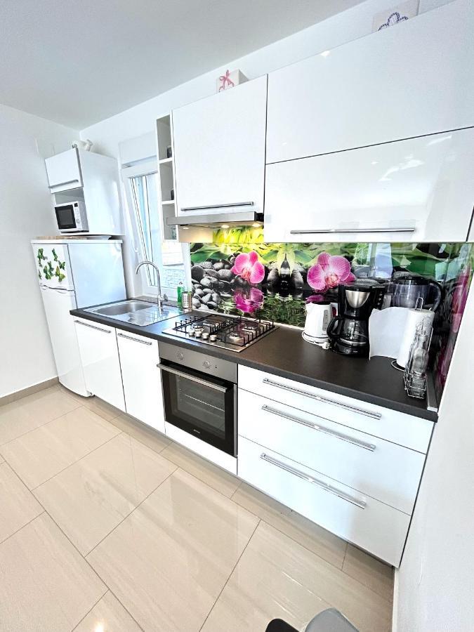 Holiday House "Sabine Green" Skrbčići Екстериор снимка