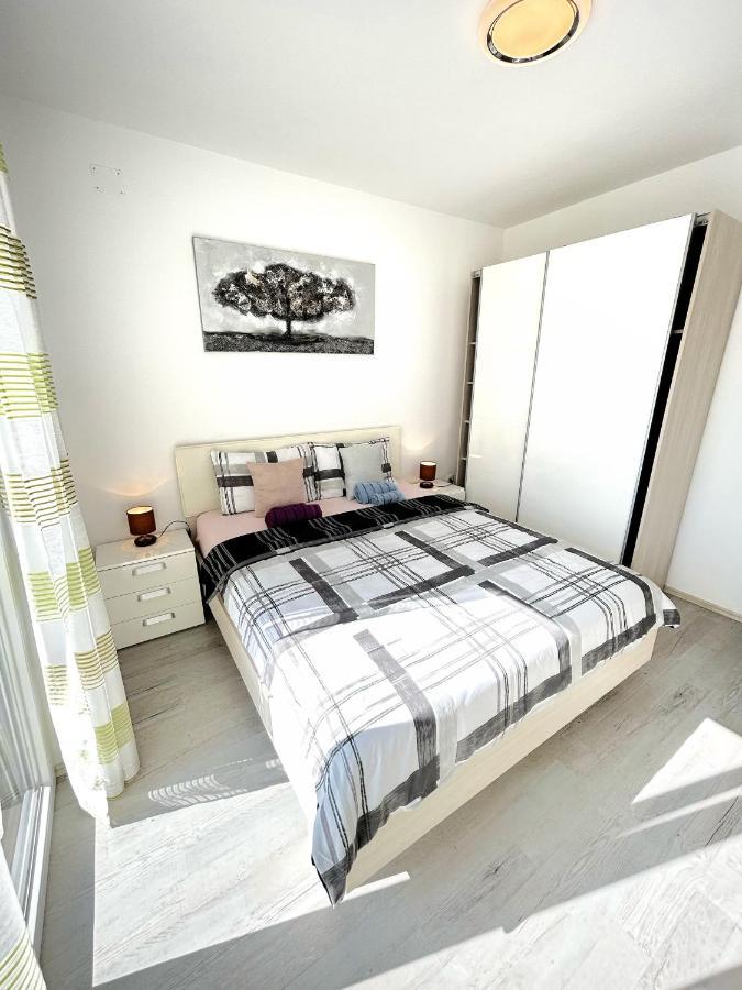Holiday House "Sabine Green" Skrbčići Екстериор снимка