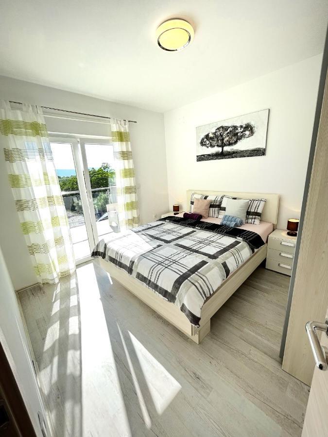 Holiday House "Sabine Green" Skrbčići Екстериор снимка