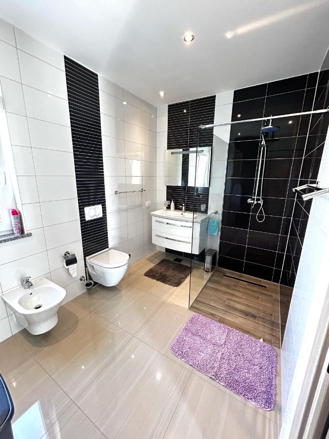 Holiday House "Sabine Green" Skrbčići Екстериор снимка